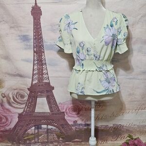 Rabbit Rose Floral V-Neck Ruffle Sleeve Top